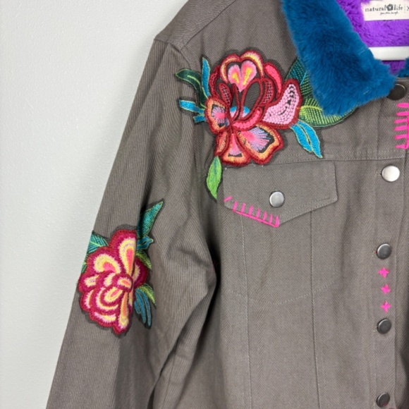 NWOT Natural Life Tara Embellished Jacket in Ash - Size XL - Picture 5 of 8